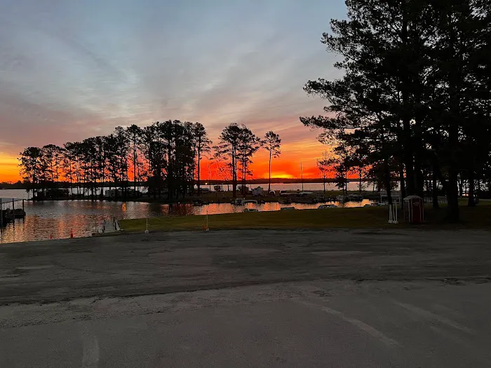 Flat Creek Marina and RV Camping Picture 10