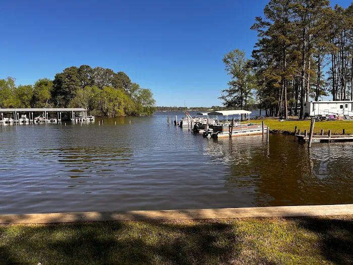 Flat Creek Marina and RV Camping Picture 6