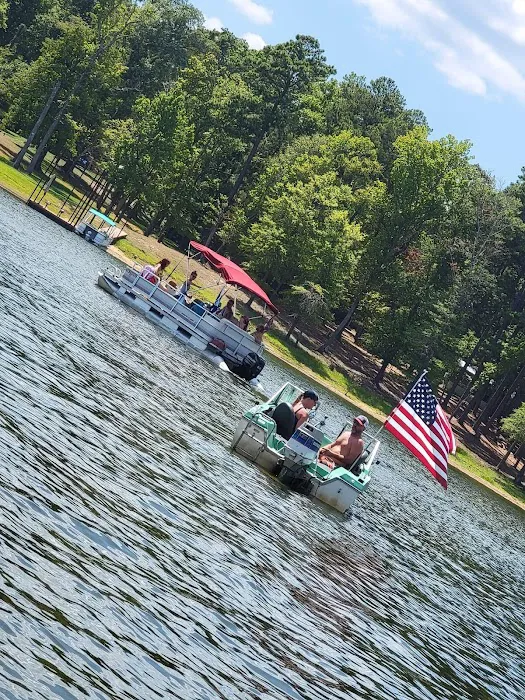 Lake O' Pines RV Park, Marina & Inn Picture 5