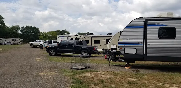 Naynees RV Park Picture 4