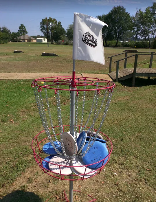 Tyler Oaks RV Resort Picture 9