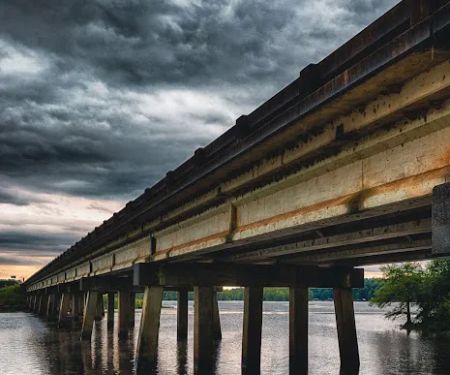 LesTer's on the Lake