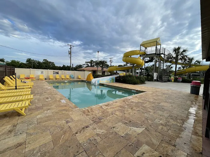 Gator Grounds RV Resort Picture 3