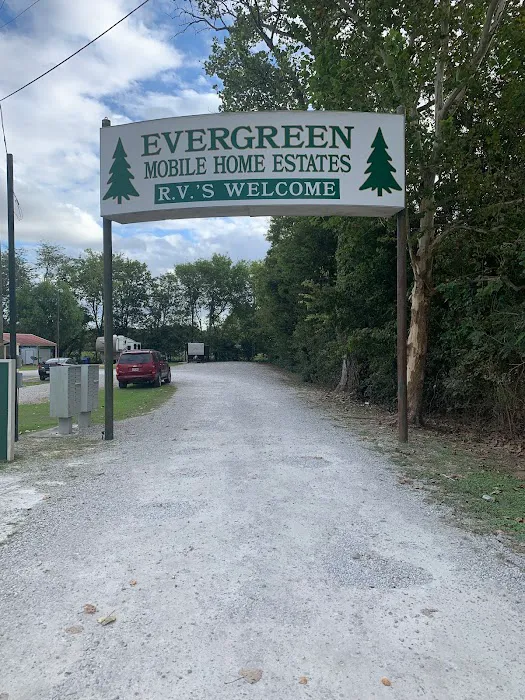 Evergreen Mobile Home Estates Picture 6