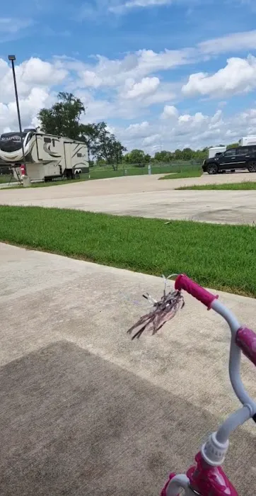 Diamond M RV Park Picture 1