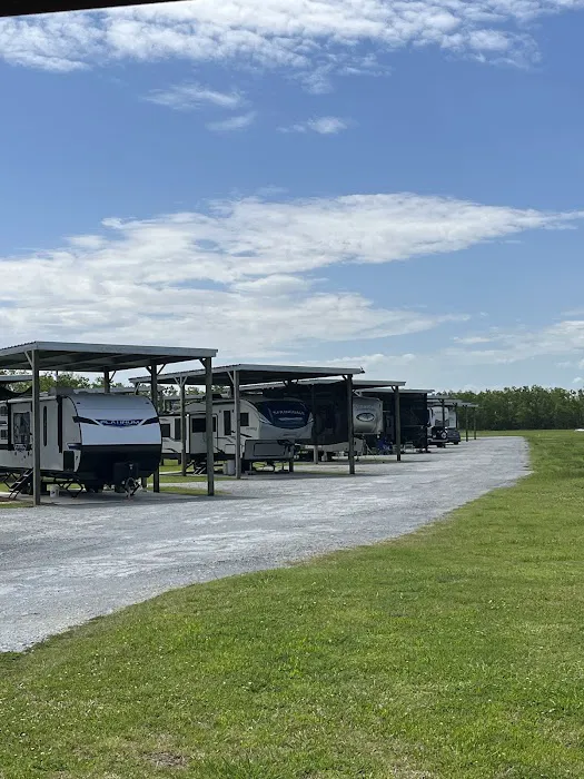 All Undercover RV Park Picture 8