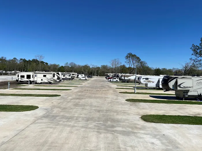 AAA RV Park On The Lake Picture 6