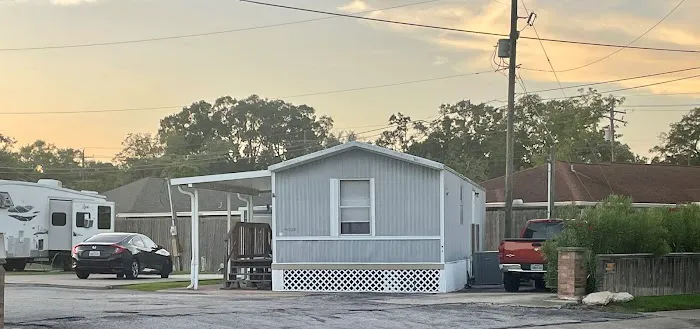 Helena Mobile Home Park Picture 6