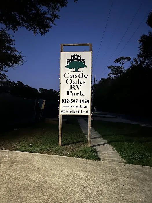 Castle Oaks RV Park Picture 4