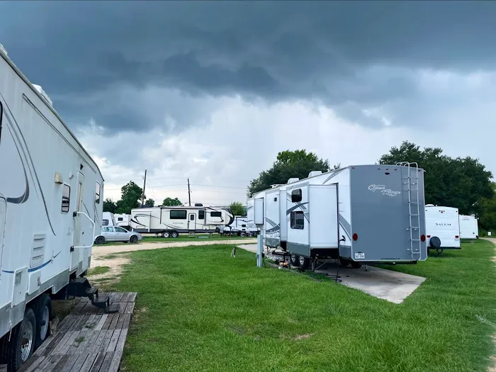 Crosby RV Park & Mini Storage Picture 9