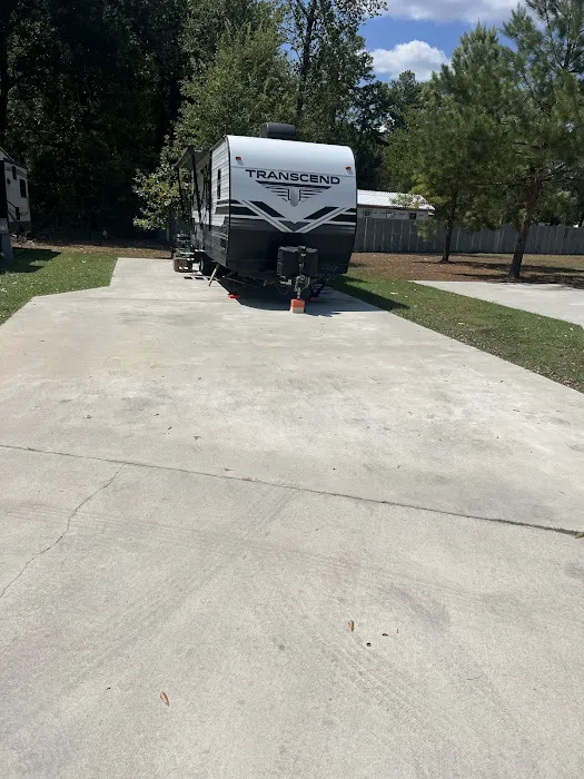 Little Lake RV Park Picture 1
