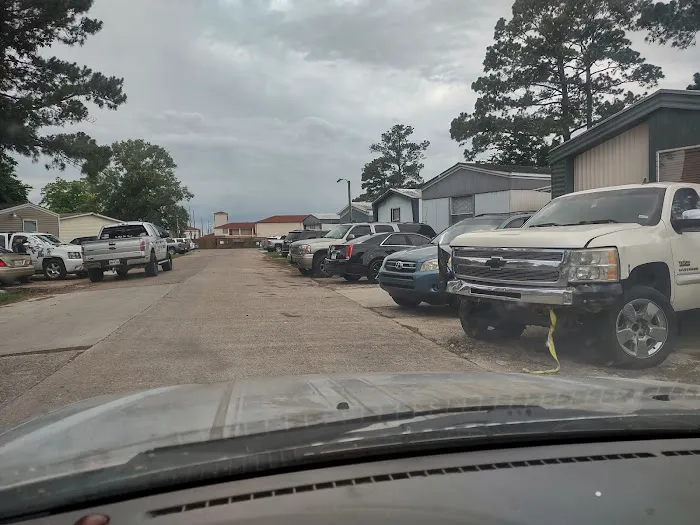 Crosby Mobile Home Community Picture 3