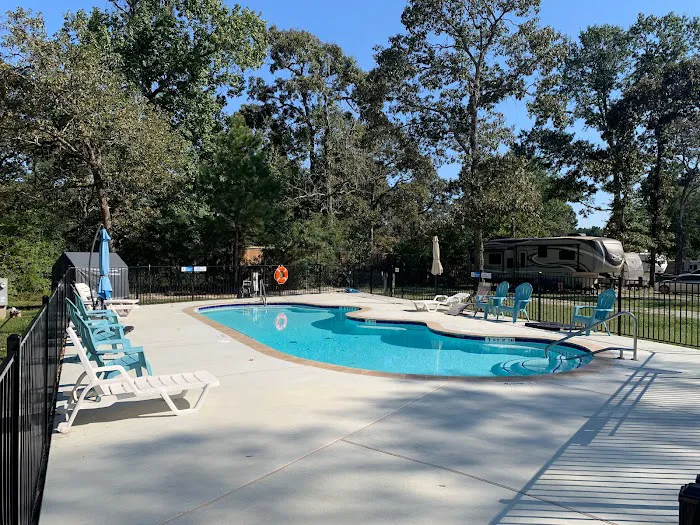 Hidden Oaks RV Park Picture 2