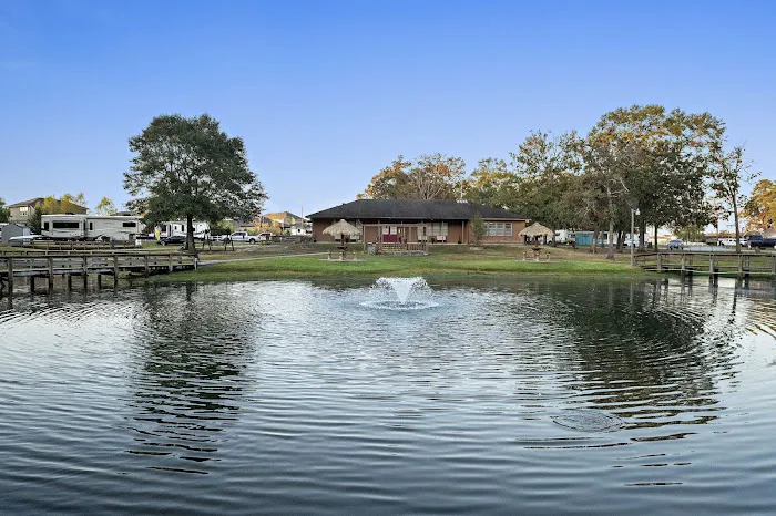 Conroe RV Park by QRV Picture 3