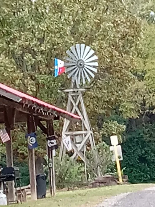 Texas Rose RV Park Picture 6