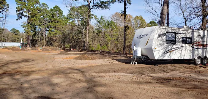 Holly Lake RV Park Picture 2