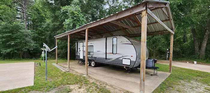 Little Oasis RV Park Picture 1