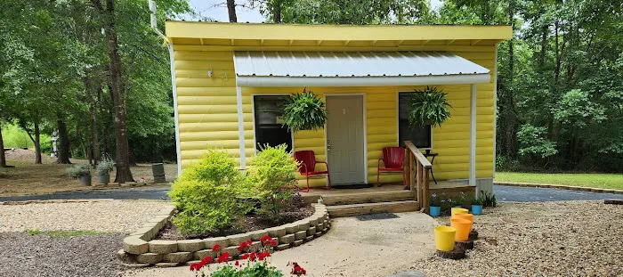 Little Oasis RV Park Picture 9
