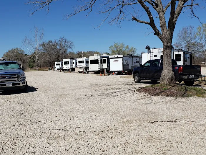 The Old Homeplace RV Park / Village Picture 9