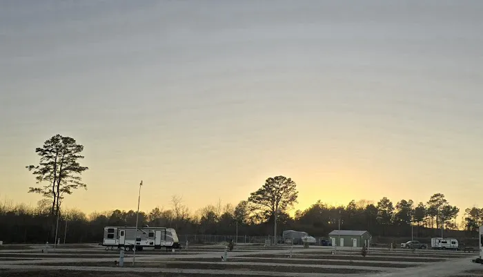 The Escapes RV Park & Storage Picture 2