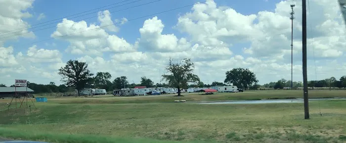 Midway Rv Park Picture 2