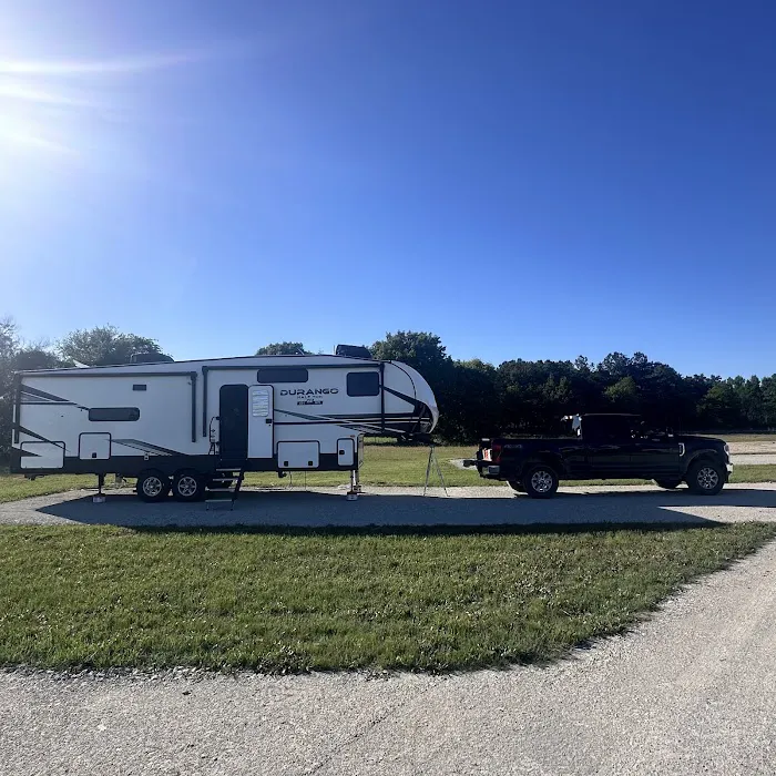 Three Oaks RV community Picture 1