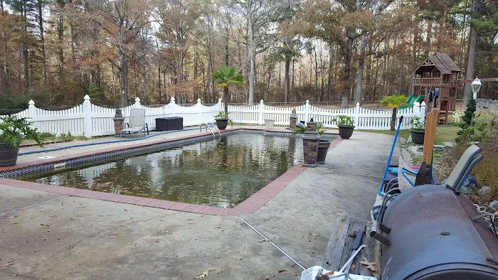 Burton Ventures Inc. - Southern Living Village MHPark & Burton Self Storage Picture 2