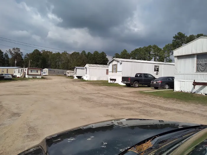 Sunshine Estates Mobile Home Park Picture 1