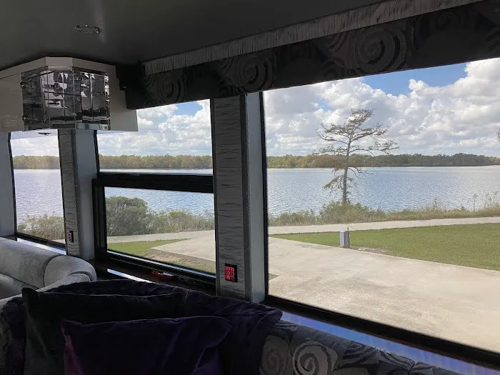 Lakeview Paradise RV Resort Picture 9