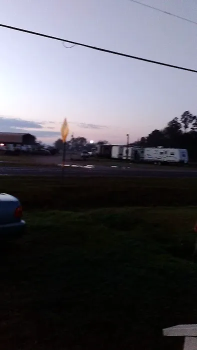 Meadow RV Park Picture 7