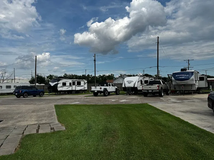 AOK RV Park Port Arthur Picture 9