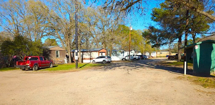 South Oaks Mobile Home Park Picture 1
