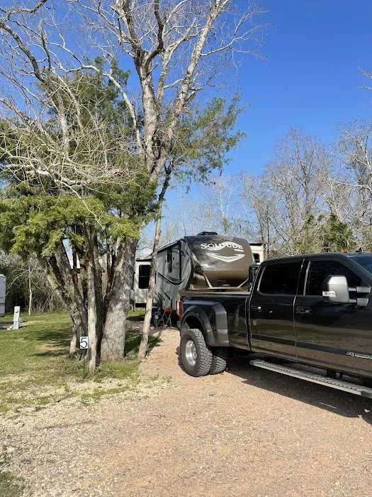 Eagle Cove RV park near Baytown and Mont Belvieu and Cove Picture 7
