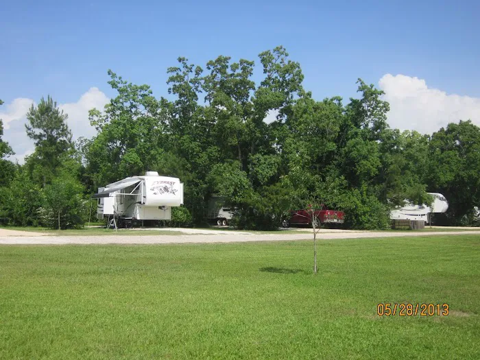 Eagle Cove RV park near Baytown and Mont Belvieu and Cove Picture 9