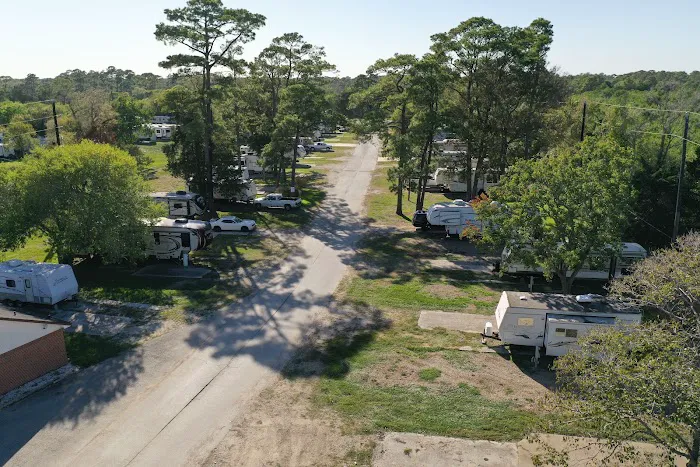 Shady Oaks RV Park Picture 6