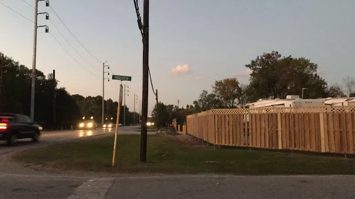 Bayou Country RV Park Picture 7