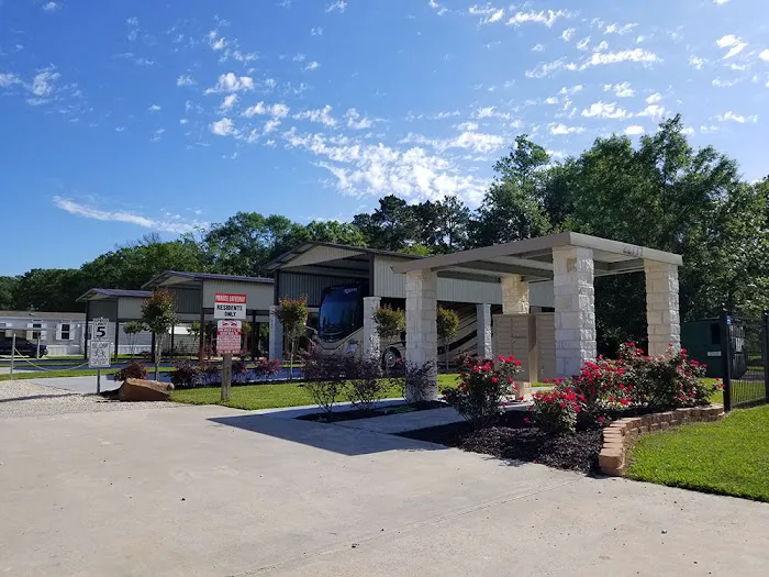 Cuttler Road RV Park Picture 1