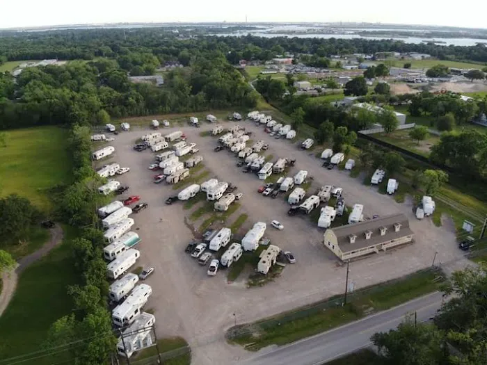 Highlands RV Park Picture 1