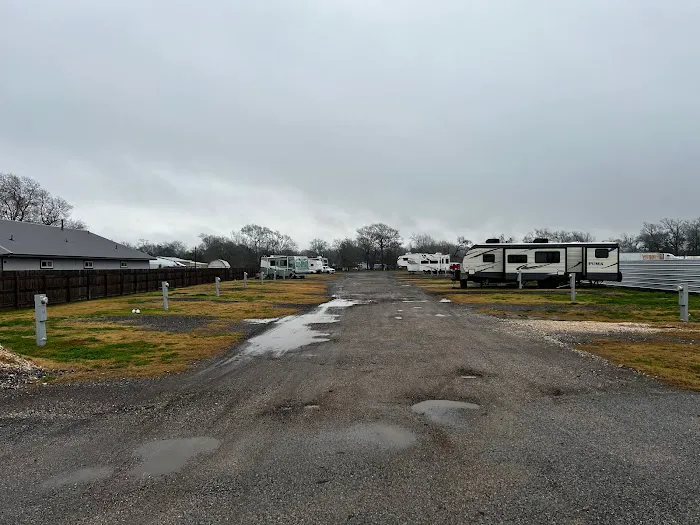 Highlands RV South Picture 3