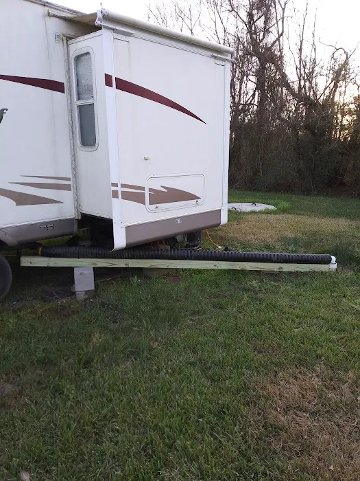 Lazy Acres RV Park Picture 6