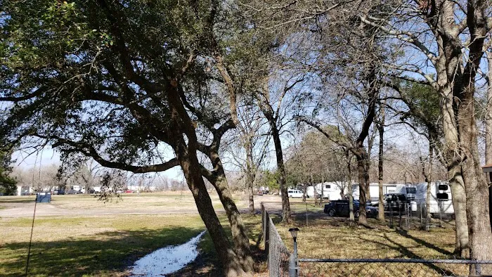 Lazy Acres RV Park Picture 8