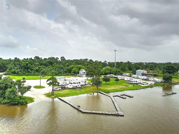 Red Ear River - Boat and RV Park Picture 1