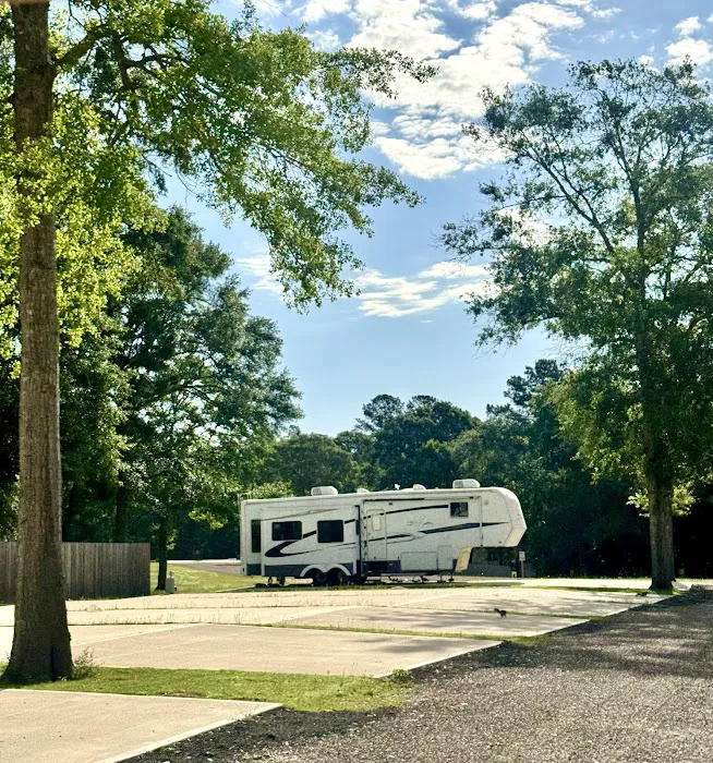 Rose Hill RV Park Picture 1