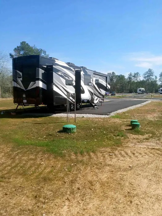 Lost Lake RV Park Picture 4