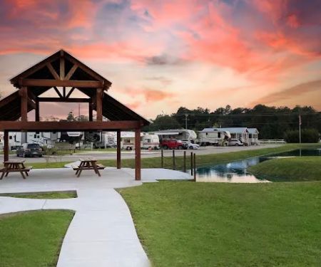 Four Oaks Village RV Park