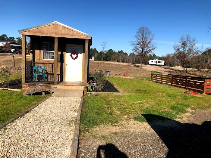 Red Fox Rv Park , Cabins And Storage Units Picture 2