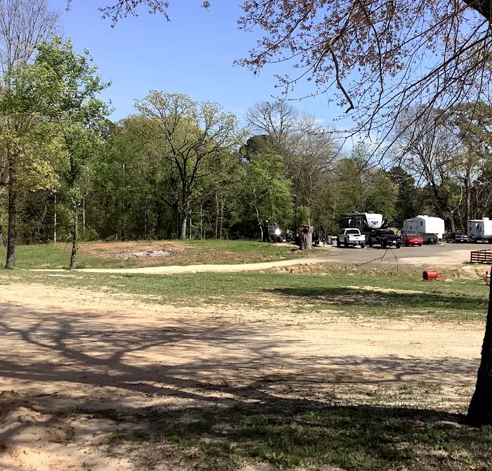 Red Fox Rv Park , Cabins And Storage Units Picture 10