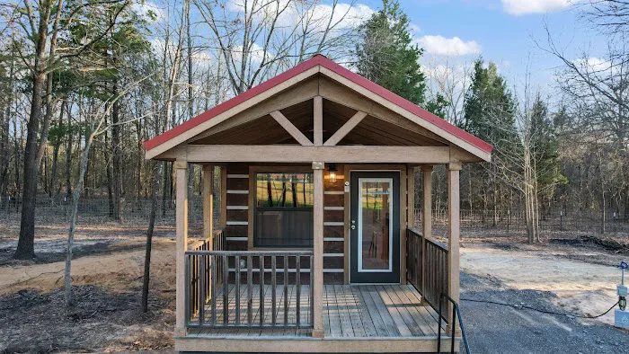 Los Pines Tiny Home & RV Community Picture 2