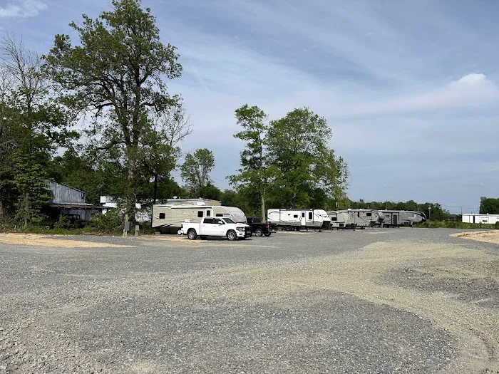 Dave’s Hideaway RV Park Picture 1