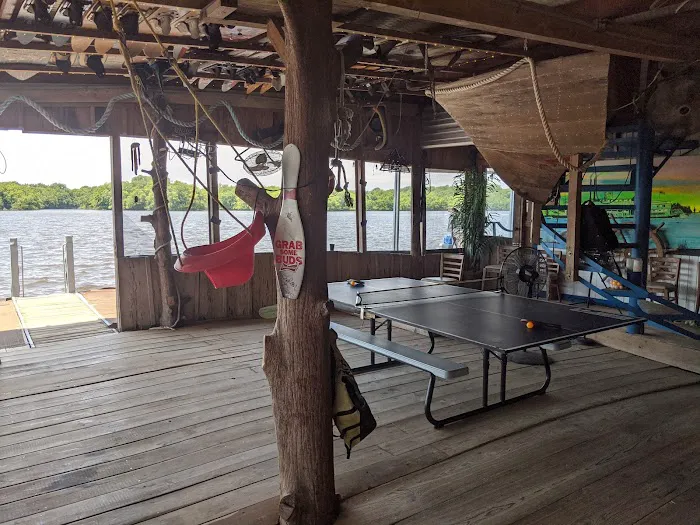 Joey's Moon Lake Marina Picture 7